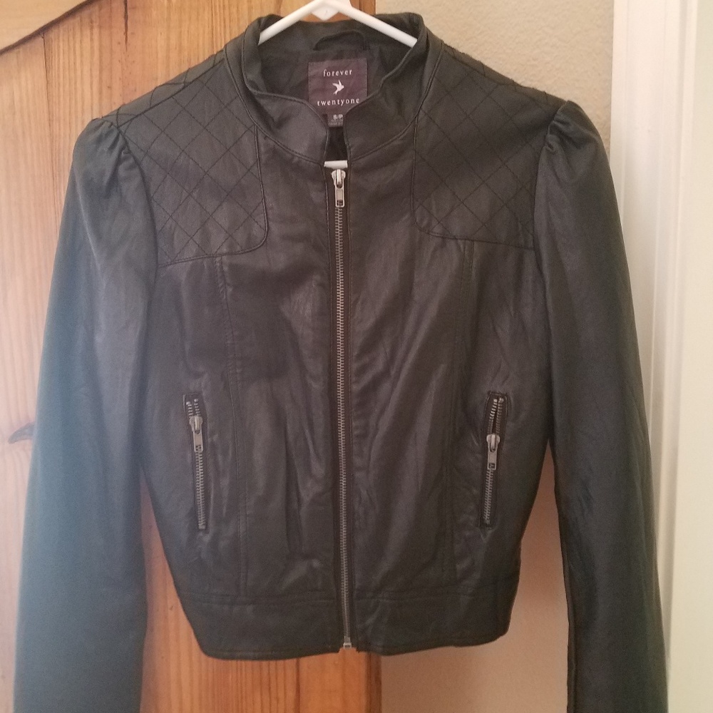 So cute faux leather jacket
